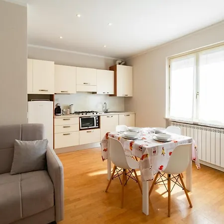 Appartement Sweet Lungolago Garibaldi